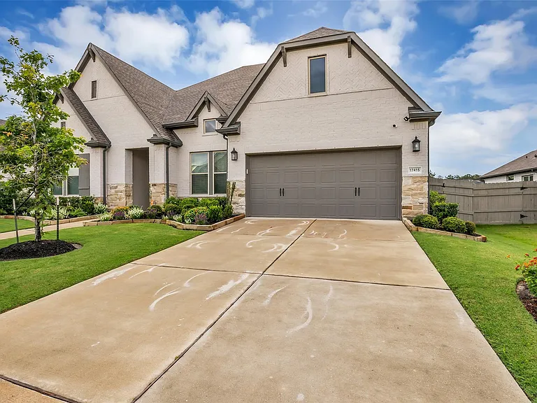 17415 Violet Vineyard St — Photo 41