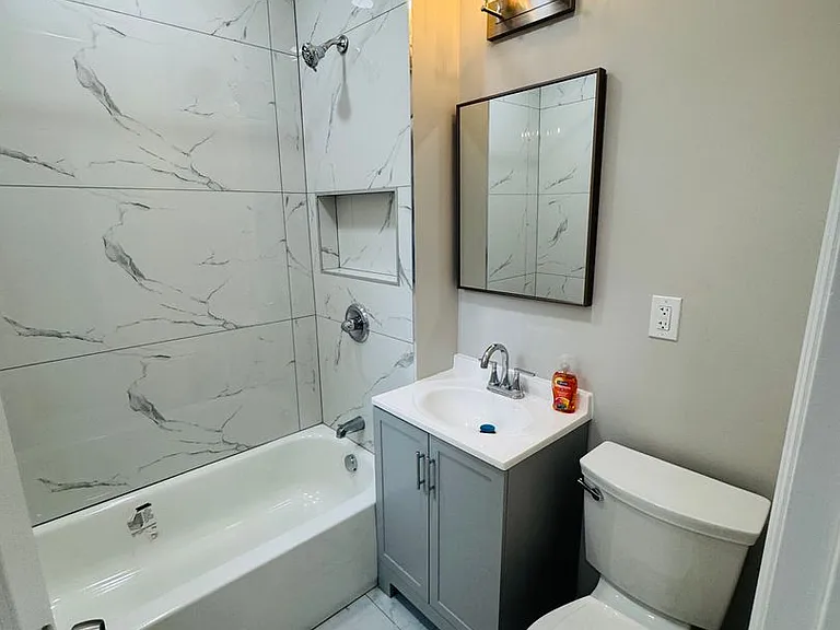 53-55 Henry St #57 — Photo 34