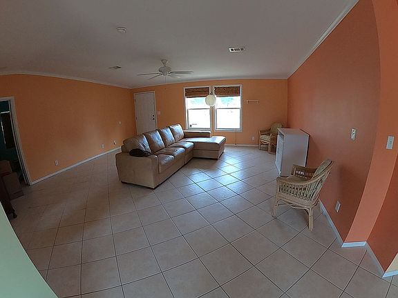3rd image of 7450 132nd St