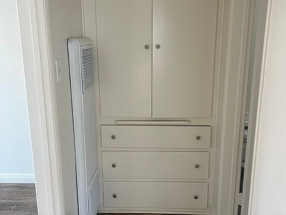 4th image of 5345 E Ocean Blvd #F