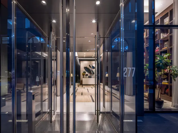 277 5th Avenue image 30 of 35