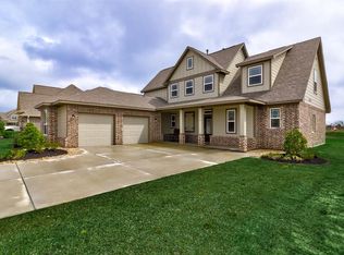 11910 Mulberry Dr, Mont Belvieu, TX 77535