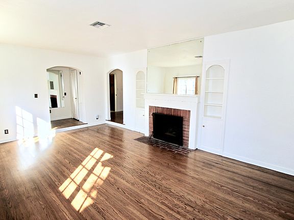 2nd image of 4354 Bakman Ave