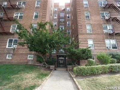 63-93 Woodhaven Blvd #5A, Rego Park, NY, 11374