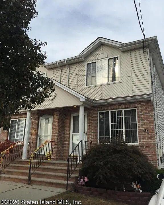 1st image of 31 Beresford Ave