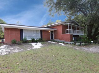 3812 Sentinel Dr, Moss Point, MS 39562