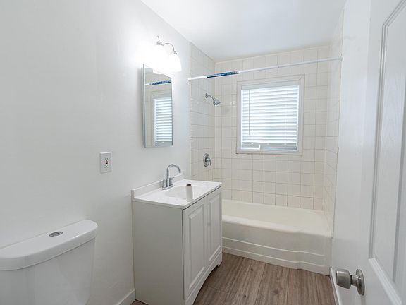 2nd image of 4716 Cereza St #B