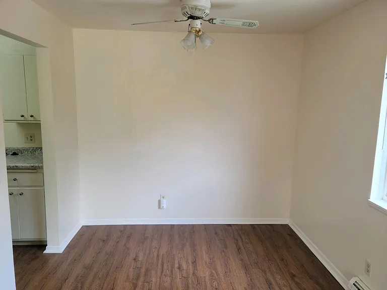 2122 Allen Blvd #28 — Photo 8