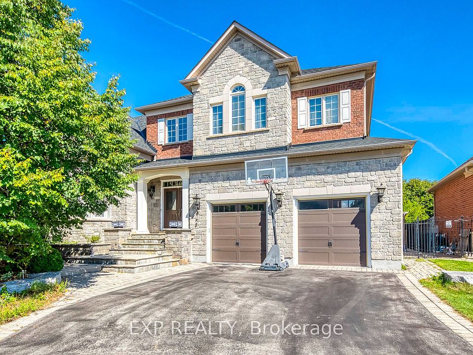 1st image of 530 Golfview Ct