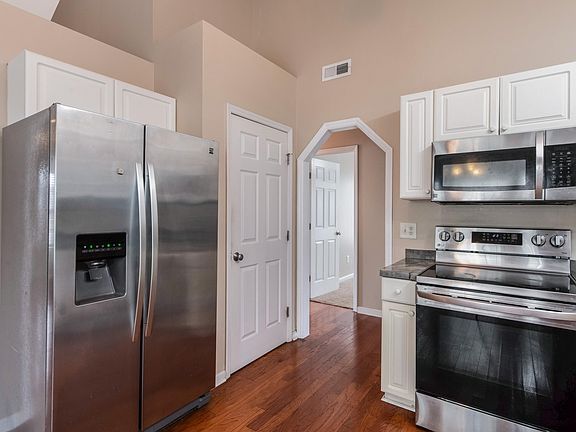 5th image of 5209 Limewood St