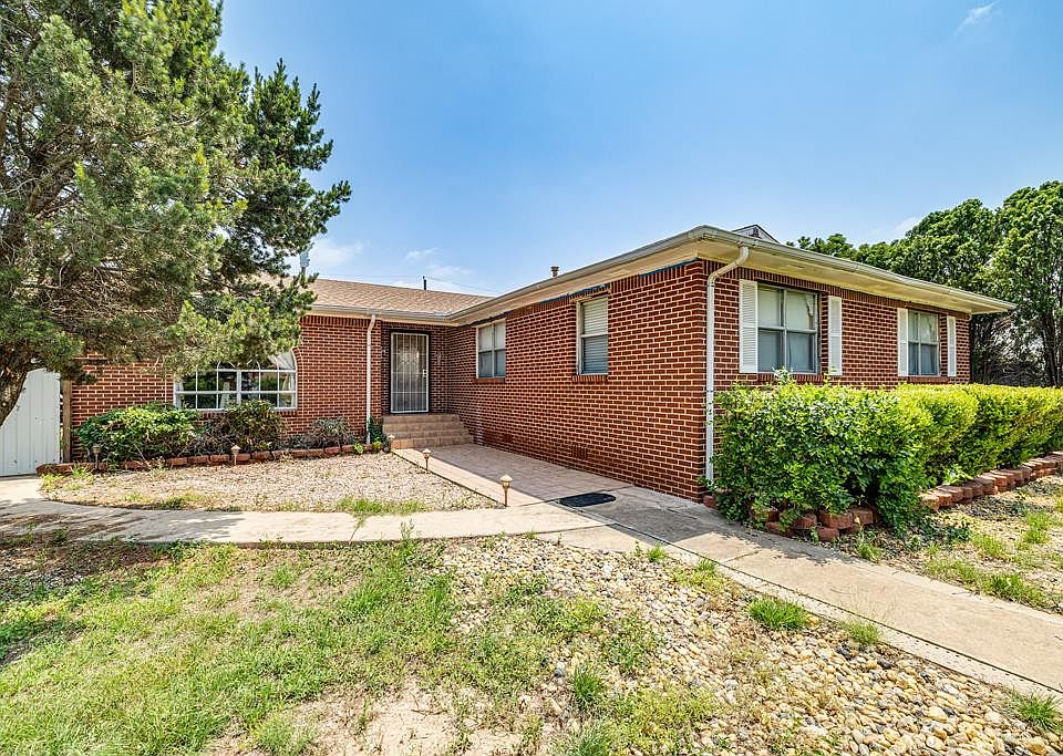 1st image of 3117 Lindell Ave
