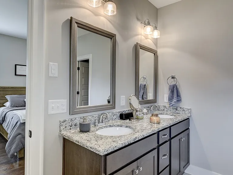 604 Sire Ave — Photo 10