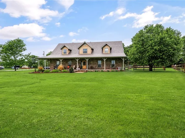 2887 Habberton Rd, Springdale, AR 72764