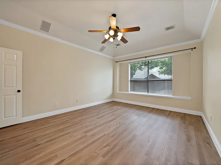 18638 Tall Oak Dr — Photo 28