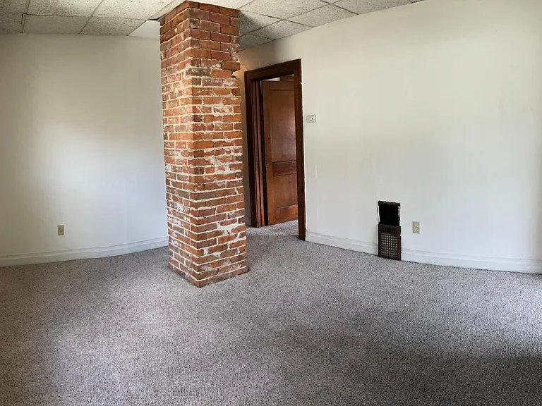 109 E Prentiss St #2 — Photo 2