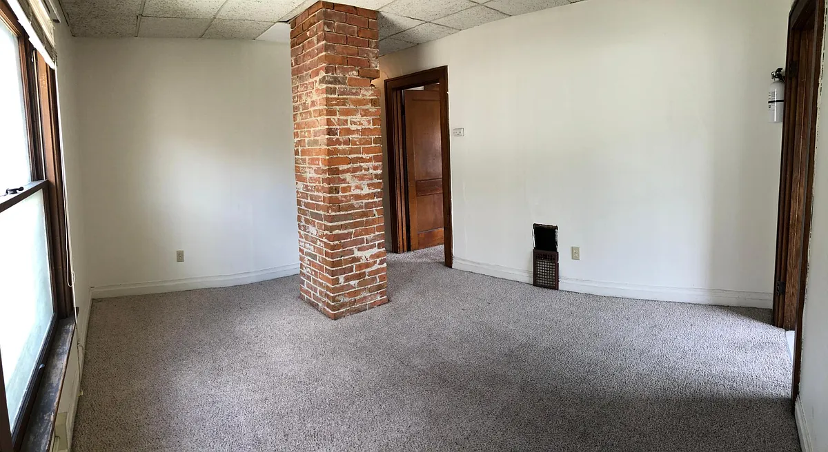 Building Photo - 109 E Prentiss St #2