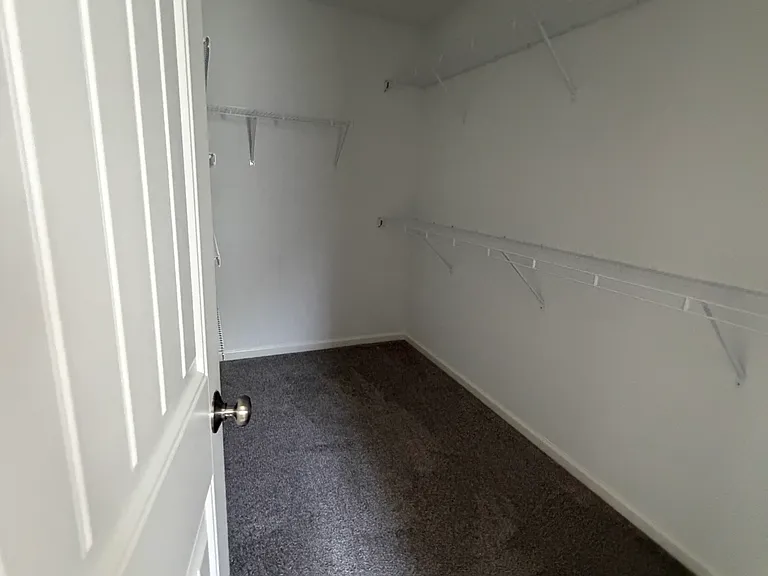 5148 Rock Creek Dr — Photo 2