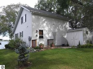 2293 Royal Ln, Hale, MI 48739