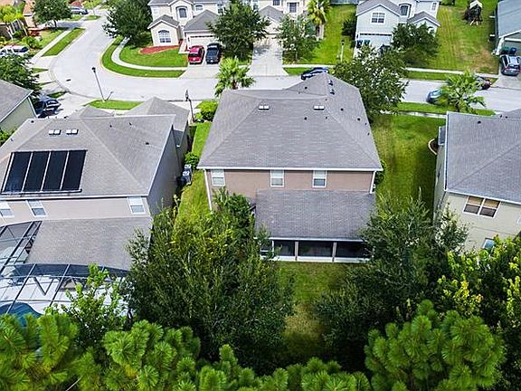 3rd image of 13820 Ocean Pine Cir