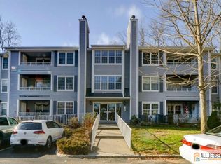 1909 Tanglewood Ct, Helmetta, NJ 08828