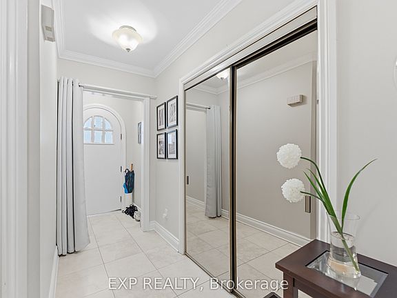3rd image of 167 Bayswater Ave