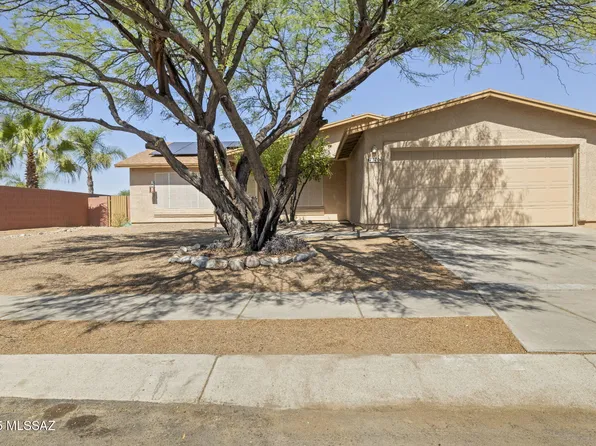 7570 S Falster Ave, Tucson, AZ 85747