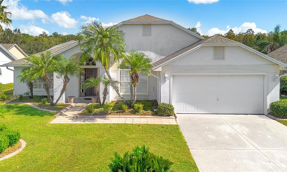 1st image of 119 COUNTRY CREEK LN