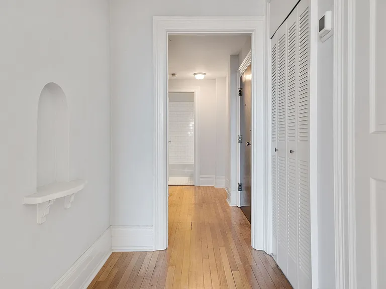 Fort Wood Apartments — Photo 24