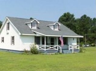 1368 McCoy Dr, Summerton, SC 29148