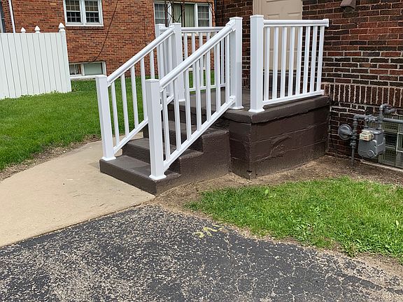 2nd image of 207 S Heaton St #B