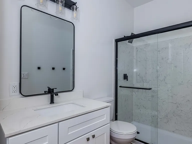 2382 Derby St #1-6 — Photo 11