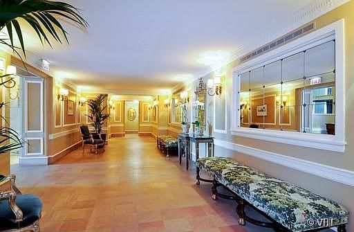 3rd image of 219 E Lake Shore Dr APT 4D