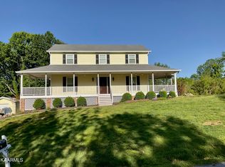 510 E Wheeler Ln, La Follette, TN 37766