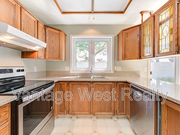 3rd image of 1101 Cameron Ave Unit 66