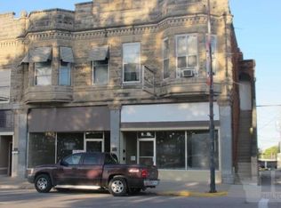 113 N Main St, Chariton, IA 50049