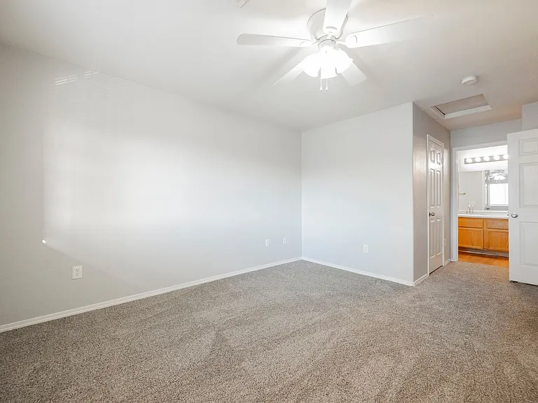4730 E Craig Rd #2170 — Photo 32
