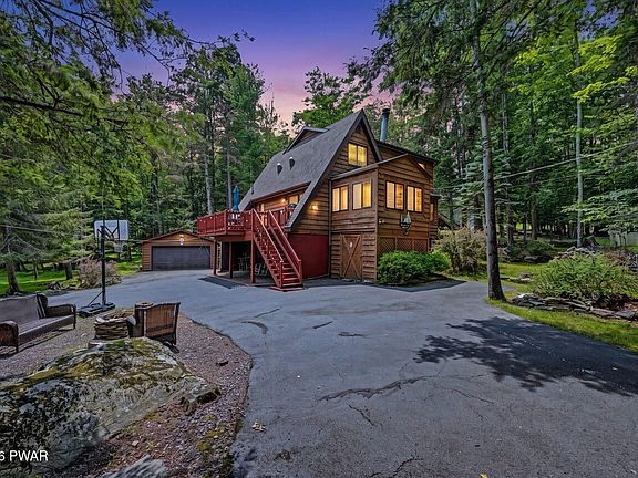 2nd image of 1009 Rolling Hills Dr