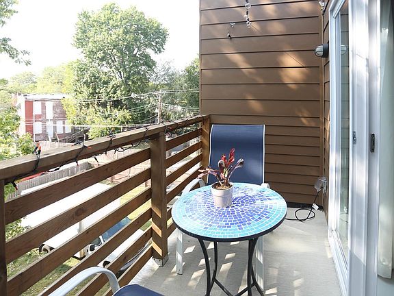4th image of 4321 Manchester Ave APT 204