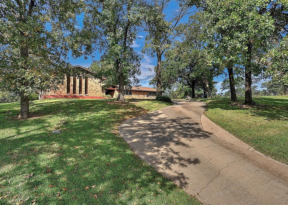 1st image of 1111 S Lang Ave