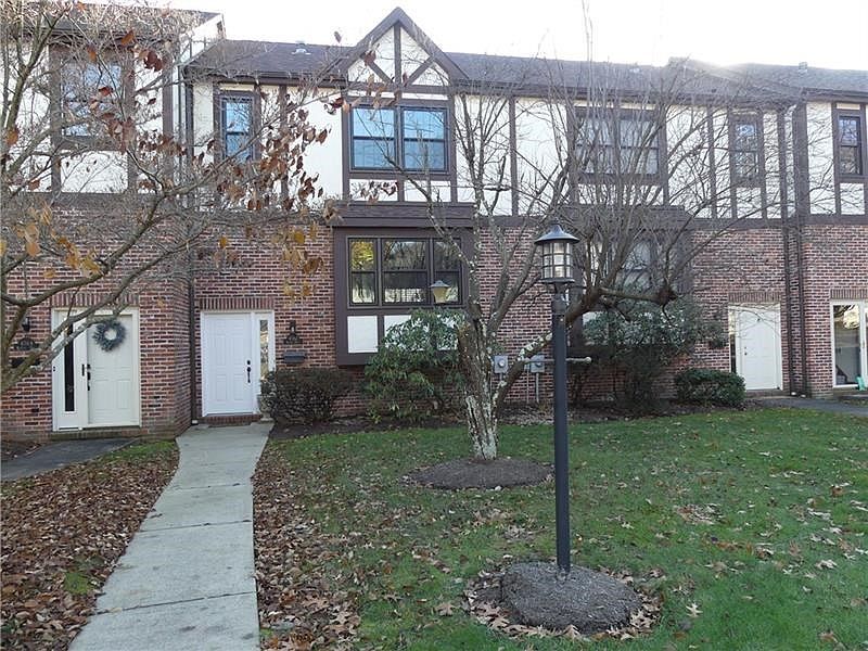 Welcome to 4562 Bucktail Drive!