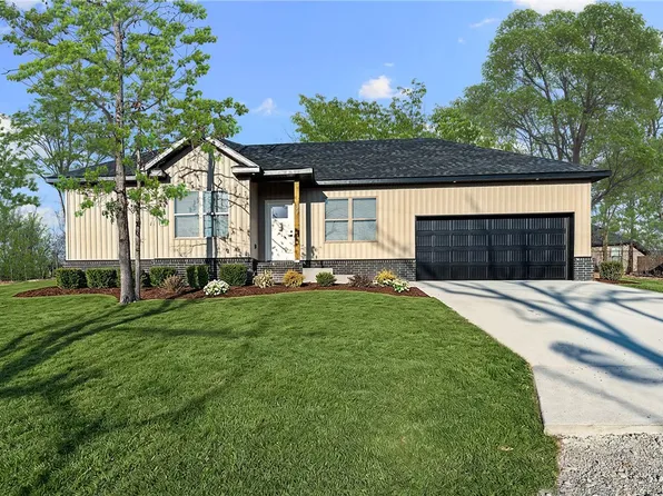 37 Wishaw Dr, Bella Vista, AR 72715