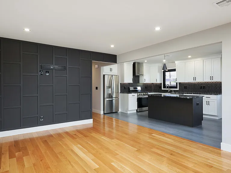 400 Knopf St #2 — Photo 14