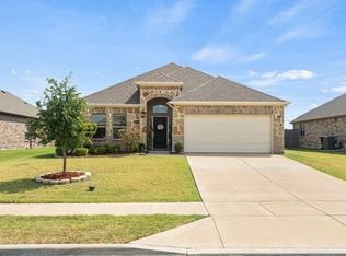 332 Pecos Dr, Crandall, TX 75114