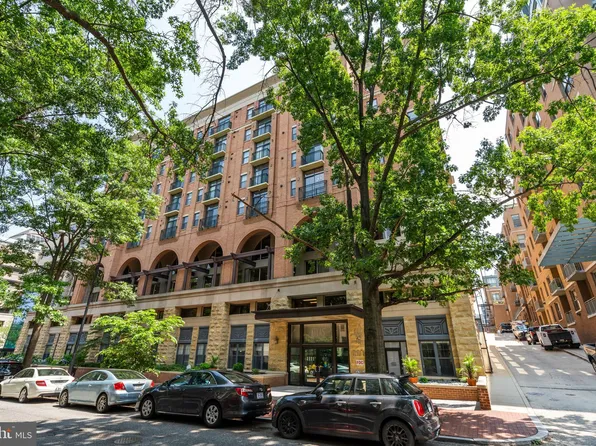 1111 25th St NW APT 821, Washington, DC 20037