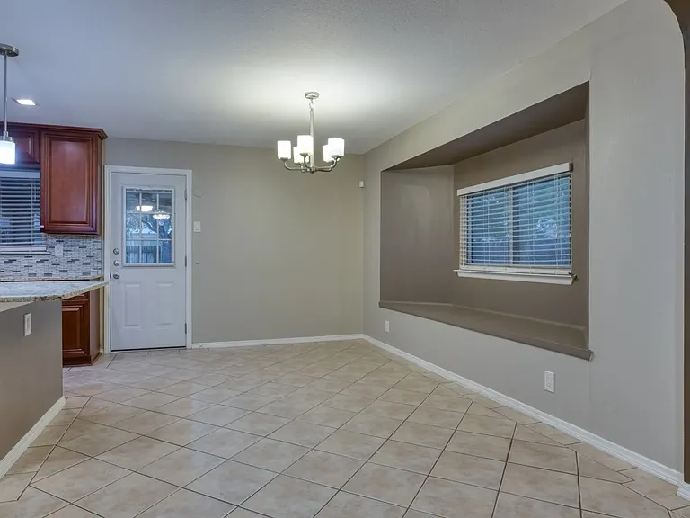 8335 Bent Meadow Dr #BENTMEADOW8335 — Photo 6