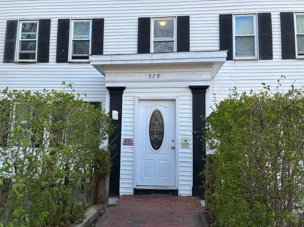579 State Street, Portsmouth, NH 03801
