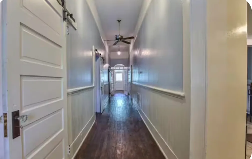 3 bed, 2100 sqft, $2,500 — Photo 4