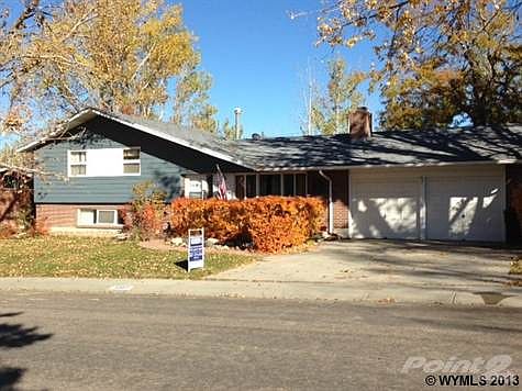 2nd image of 1361 Nottingham Dr