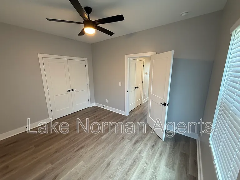 525 Dellwood Dr #A — Photo 13