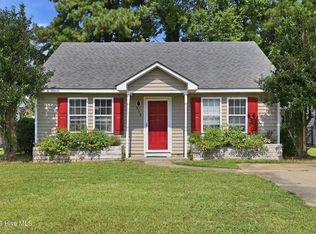 208 Old Oak Rd, Elizabeth City, NC 27909